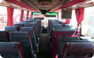Арендованный автобус фото